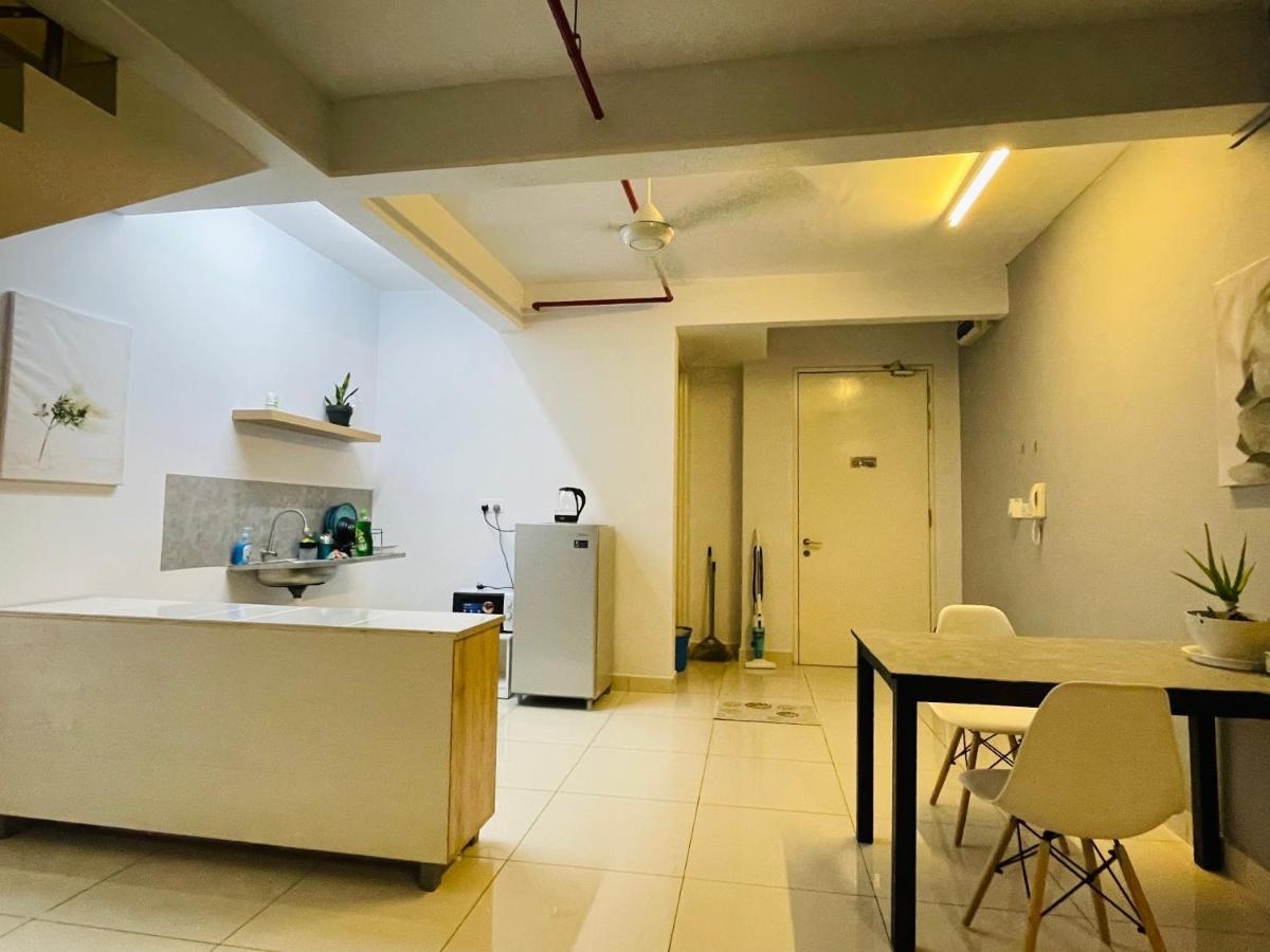 Minimalist Loft2 Decentrum Wifinetflix Kajang Eksteriør billede